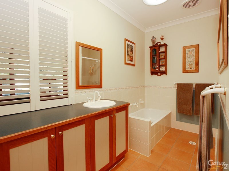 1 Hazelnut Close, Warner QLD 4500