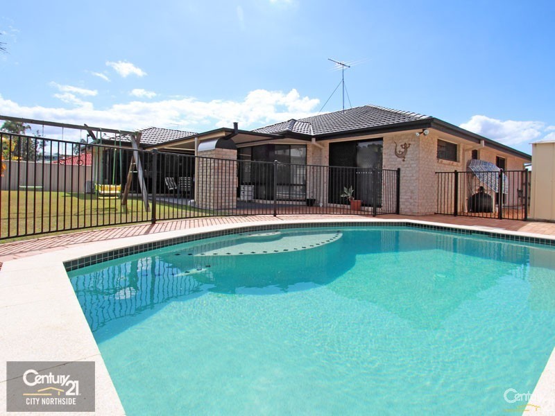 32 Meander Street, Warner QLD 4500