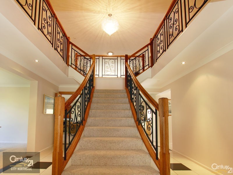 12 Country Club Drive, Albany Creek QLD 4035