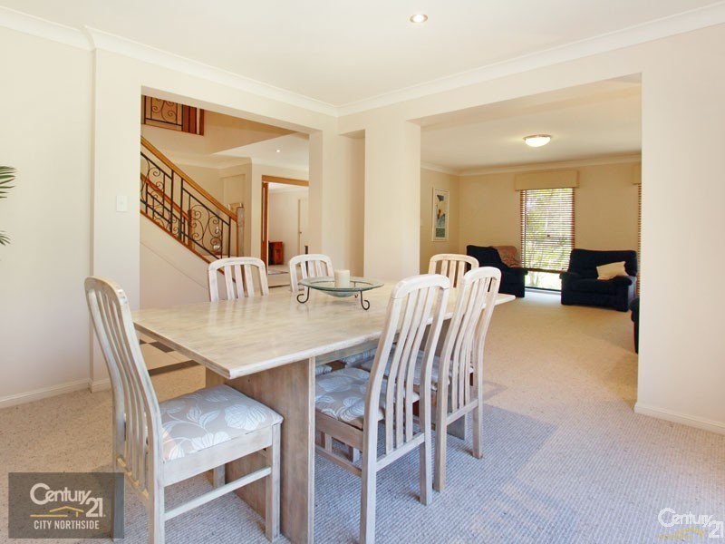 12 Country Club Drive, Albany Creek QLD 4035