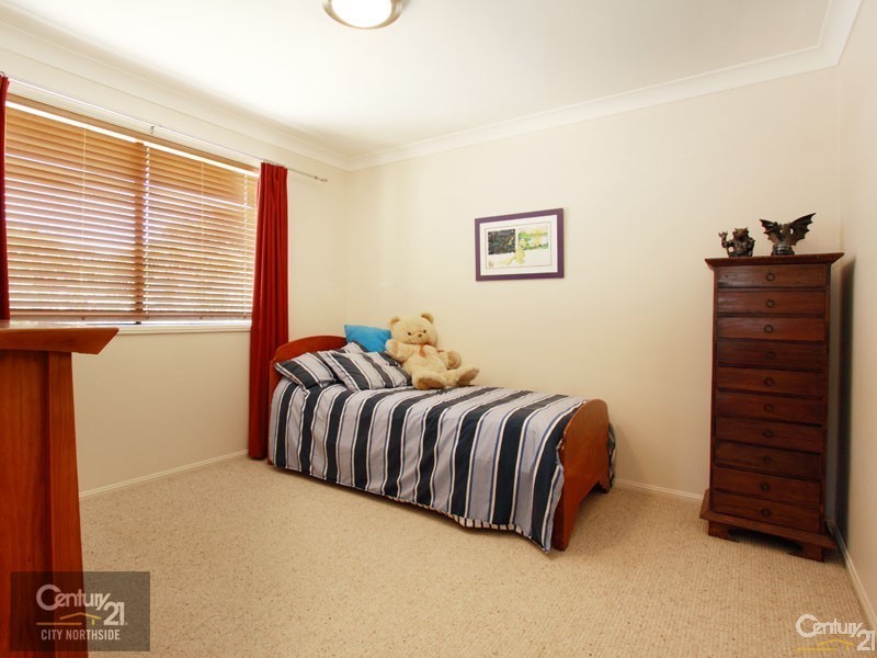 12 Country Club Drive, Albany Creek QLD 4035