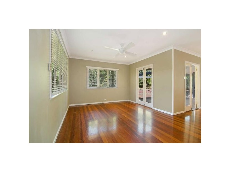 19  Moordale Street, Chapel Hill QLD 4069