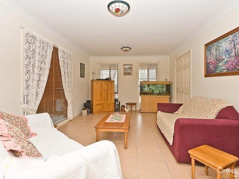 2 Lukla Court, Warner QLD 4500