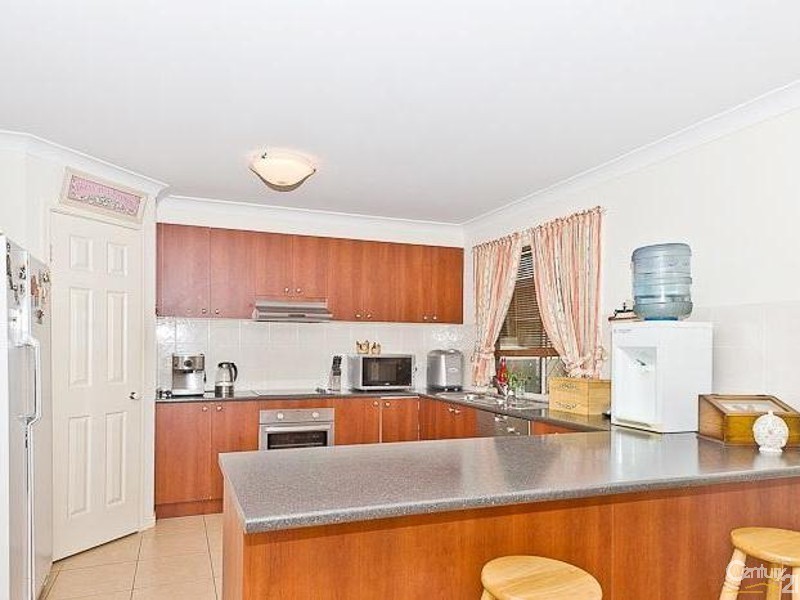 2 Lukla Court, Warner QLD 4500