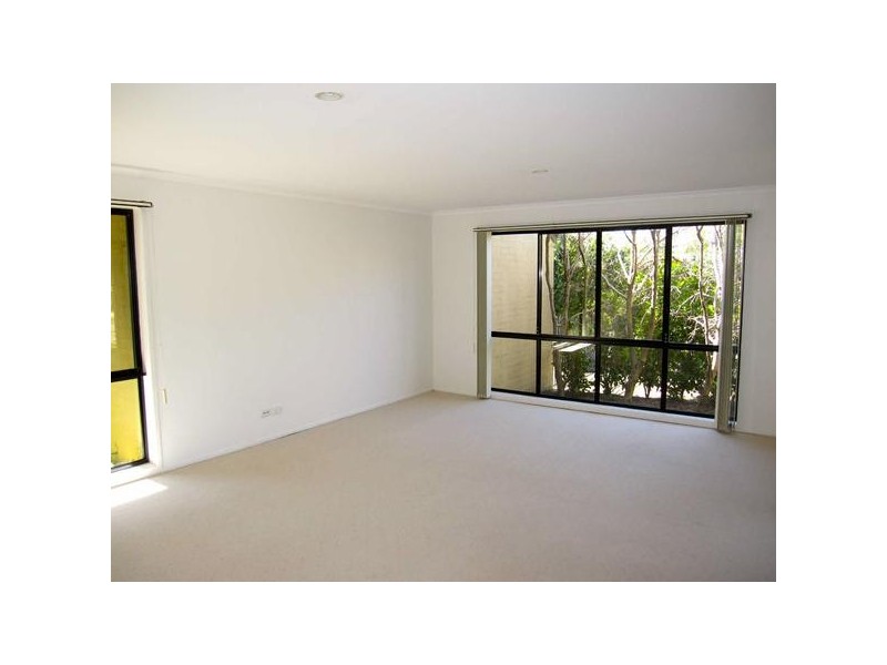 11  Jamieson Place, Brookfield QLD 4069