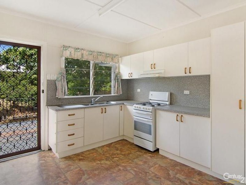28 Thorrold Street, Wooloowin QLD 4030