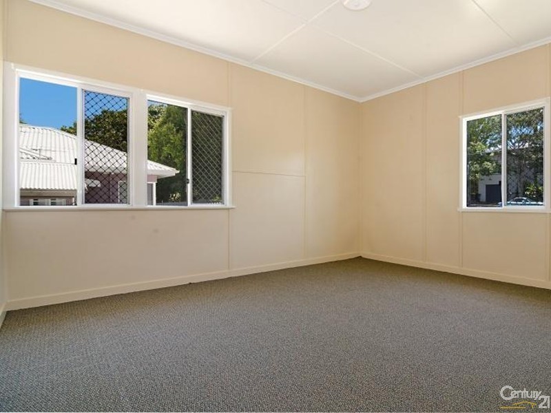 62 Newman Road, Wavell Heights QLD 4012