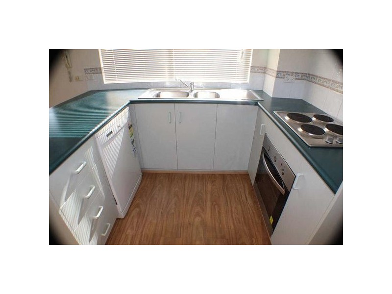 4/216  Junction Road, Clayfield QLD 4011