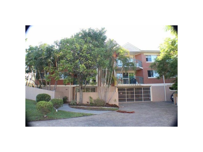 4/216  Junction Road, Clayfield QLD 4011