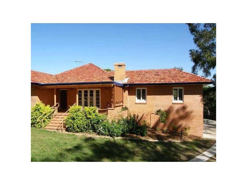 2864  Moggill Road, Pinjarra Hills QLD 4069