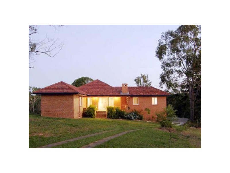 2864  Moggill Road, Pinjarra Hills QLD 4069