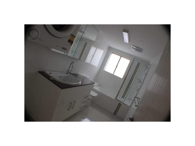 2/16  Rivington Street, Nundah QLD 4012