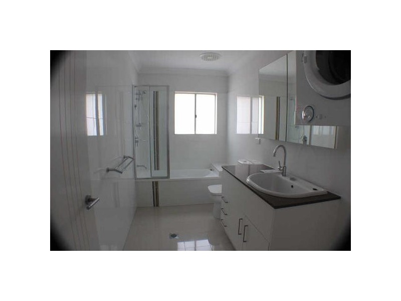 4/16  Rivington Street, Nundah QLD 4012