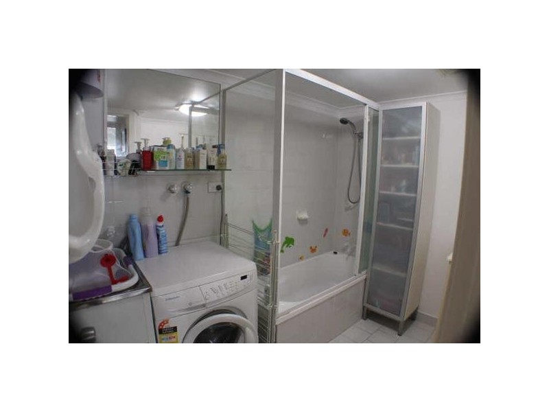 1/33  WONGARA STREET, Clayfield QLD 4011