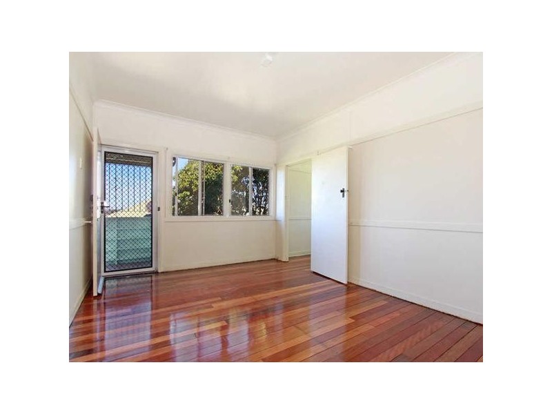 4  Berpi Street, Stafford QLD 4053