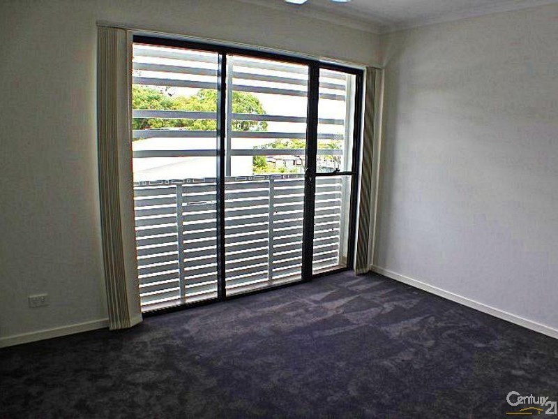 4/24 Windsor Street, Hamilton QLD 4007