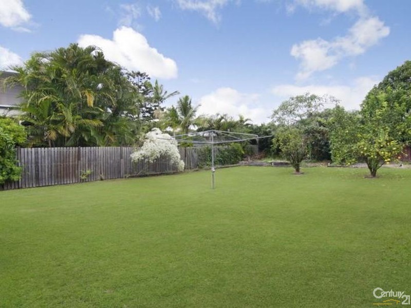 54 Lodge Road, Wooloowin QLD 4030