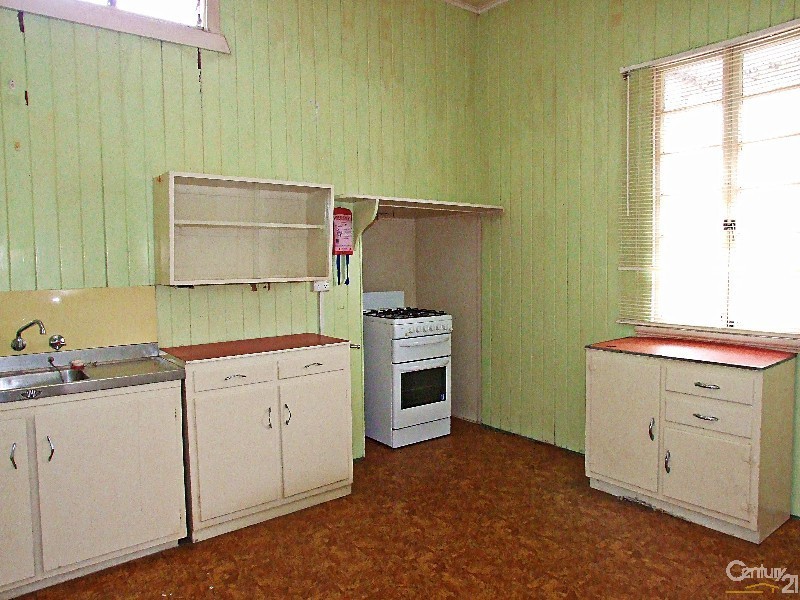 54 Lodge Road, Wooloowin QLD 4030