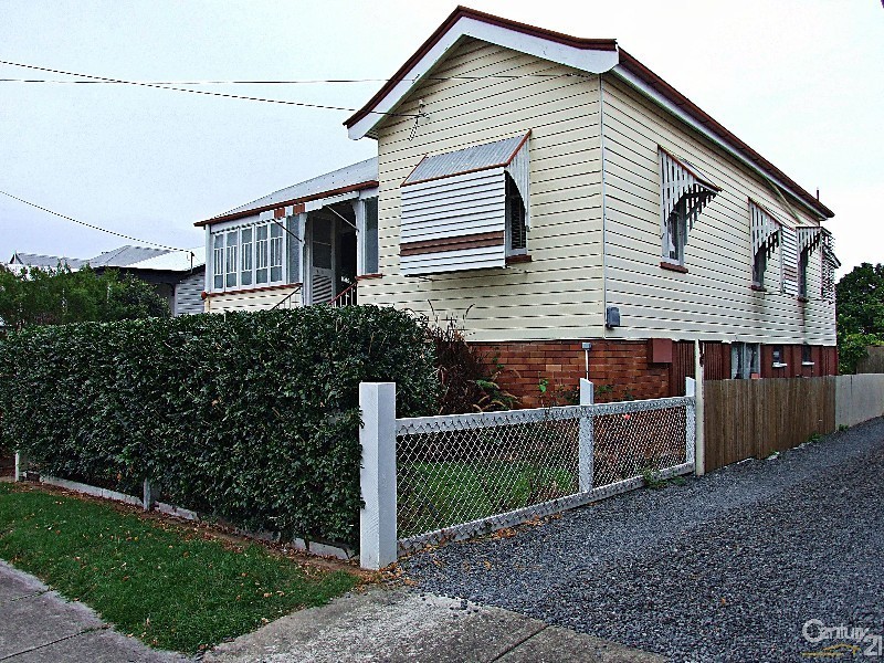 54 Lodge Road, Wooloowin QLD 4030