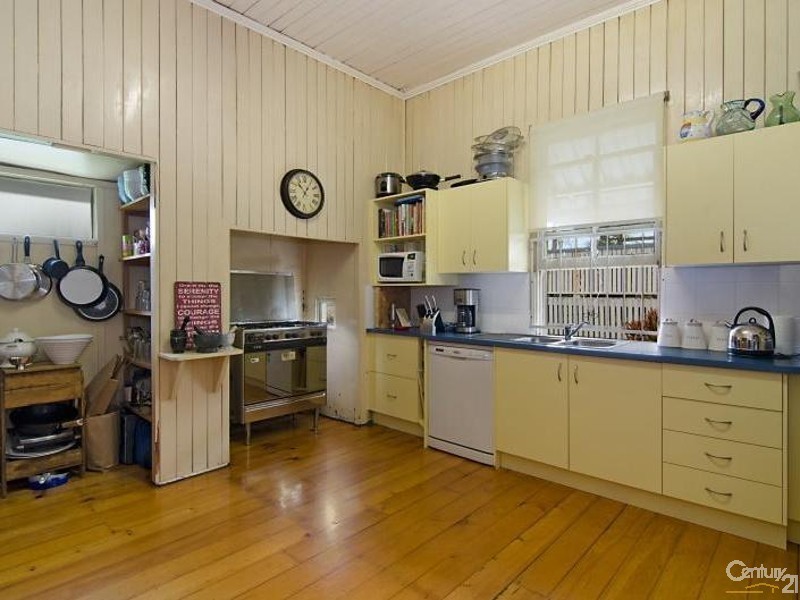 15 Jackson Street, Clayfield QLD 4011