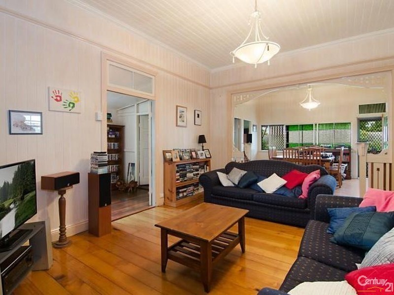 15 Jackson Street, Clayfield QLD 4011