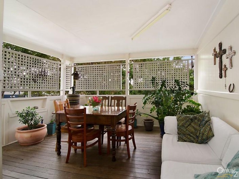 15 Jackson Street, Clayfield QLD 4011