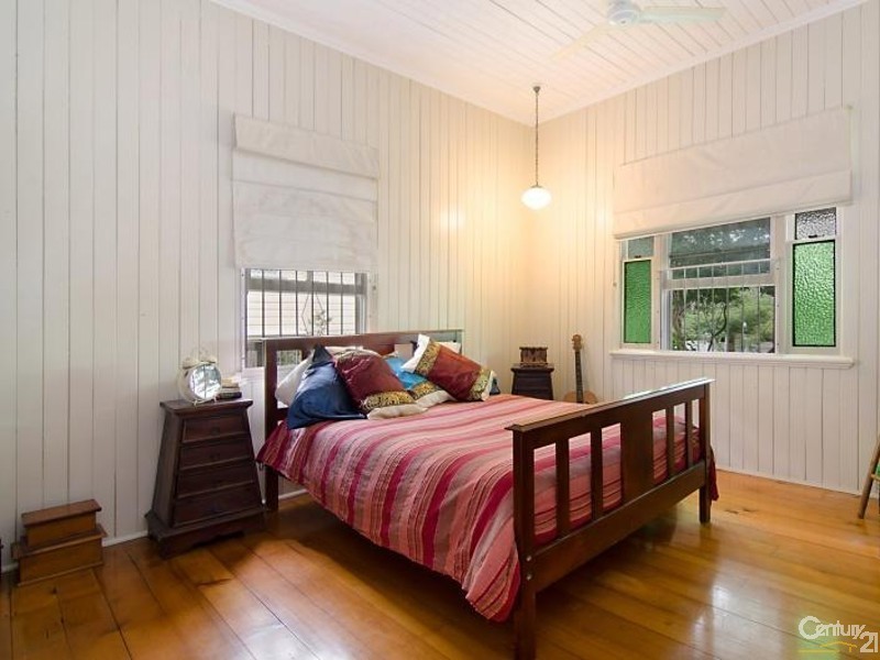 15 Jackson Street, Clayfield QLD 4011