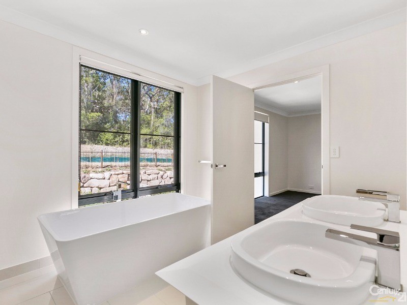 13 Terraces Court, Peregian Springs QLD 4573