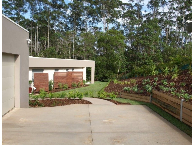12 Whistler Way, Pomona QLD 4568