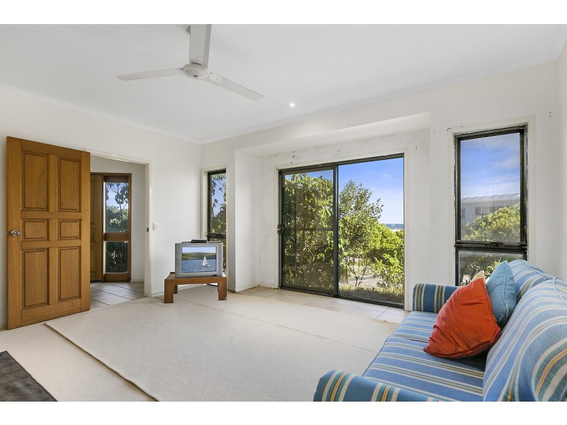 1/512 David Low Way, Castaways Beach QLD 4567