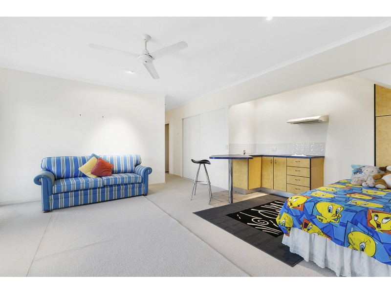 1/512 David Low Way, Castaways Beach QLD 4567