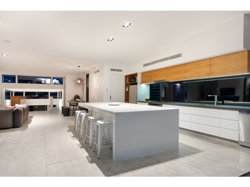 7 Elanda Street, Sunshine Beach QLD 4567