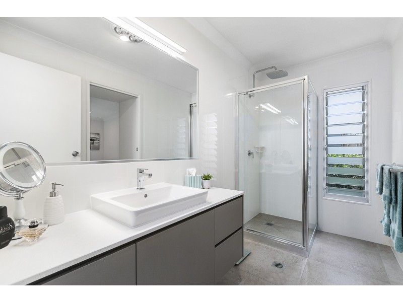 15 Depper Street, Sunshine Beach QLD 4567