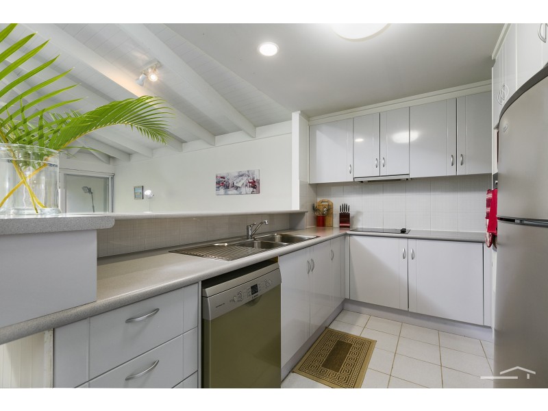 5/2 Banksia Avenue, Noosa Heads QLD 4567