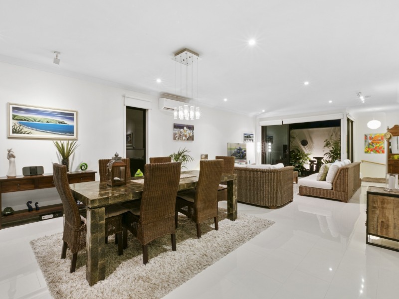 8 Bunya Grove, Peregian Springs QLD 4573