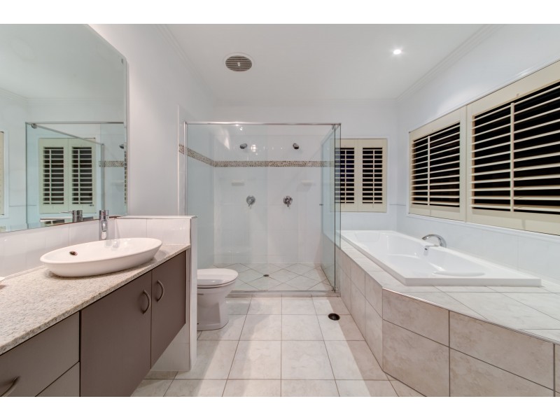 12 Balgownie Drive, Peregian Springs QLD 4573