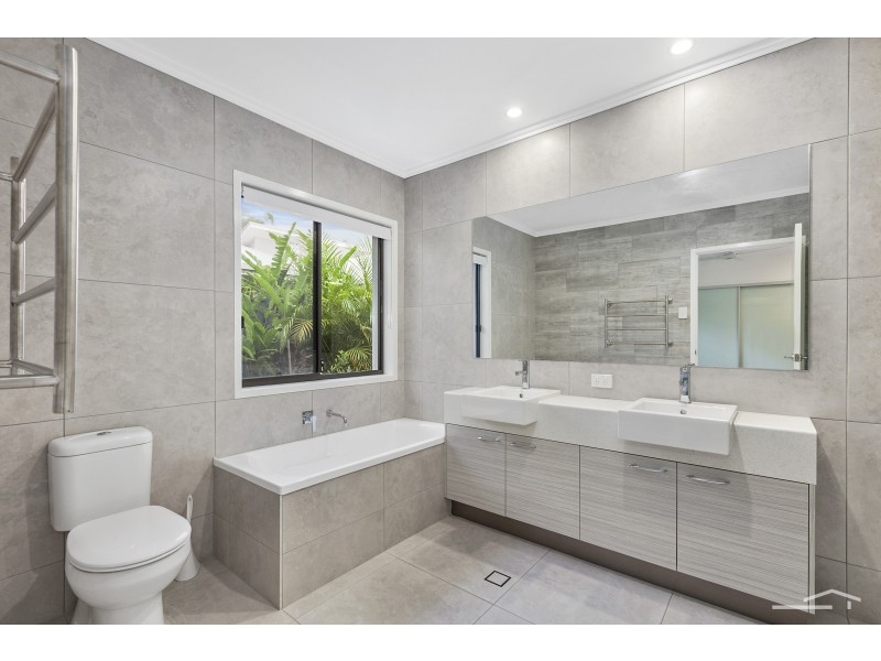 35 Augusta Circuit, Peregian Springs QLD 4573