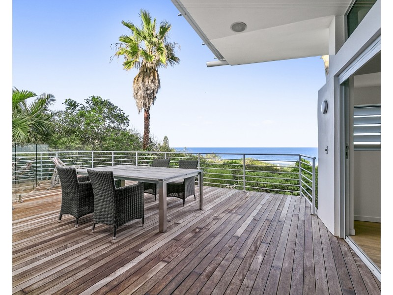 8/27 Ross Crescent, Sunshine Beach QLD 4567