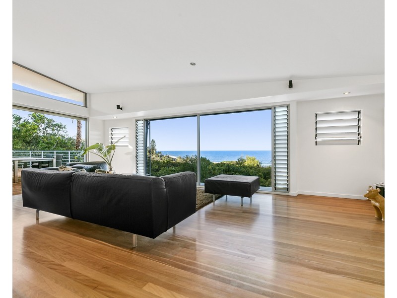 8/27 Ross Crescent, Sunshine Beach QLD 4567