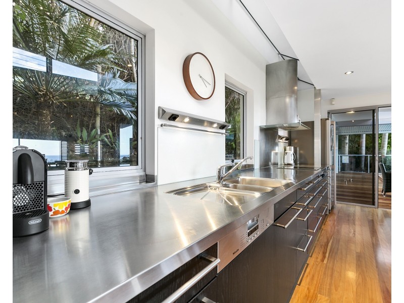 8/27 Ross Crescent, Sunshine Beach QLD 4567