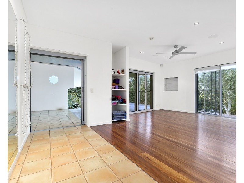 8/27 Ross Crescent, Sunshine Beach QLD 4567