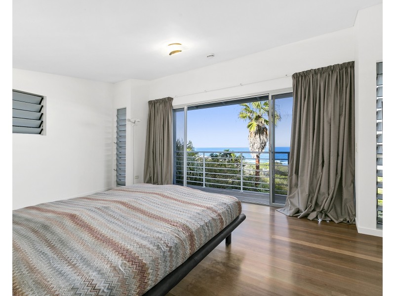 8/27 Ross Crescent, Sunshine Beach QLD 4567