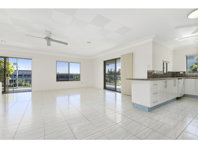 242 David Low Way, Peregian Beach QLD 4573