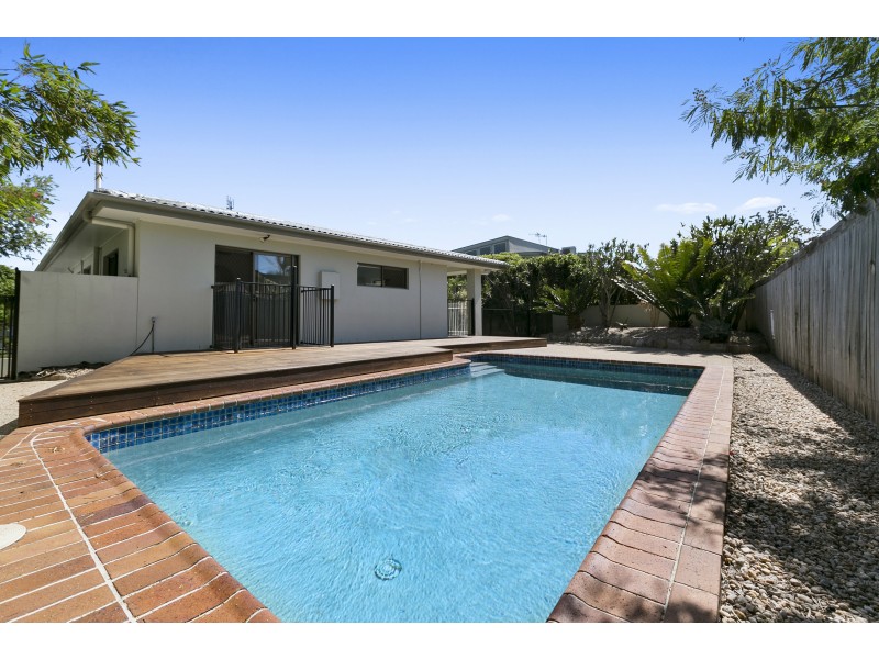 242 David Low Way, Peregian Beach QLD 4573