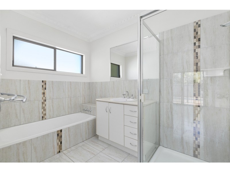 242 David Low Way, Peregian Beach QLD 4573