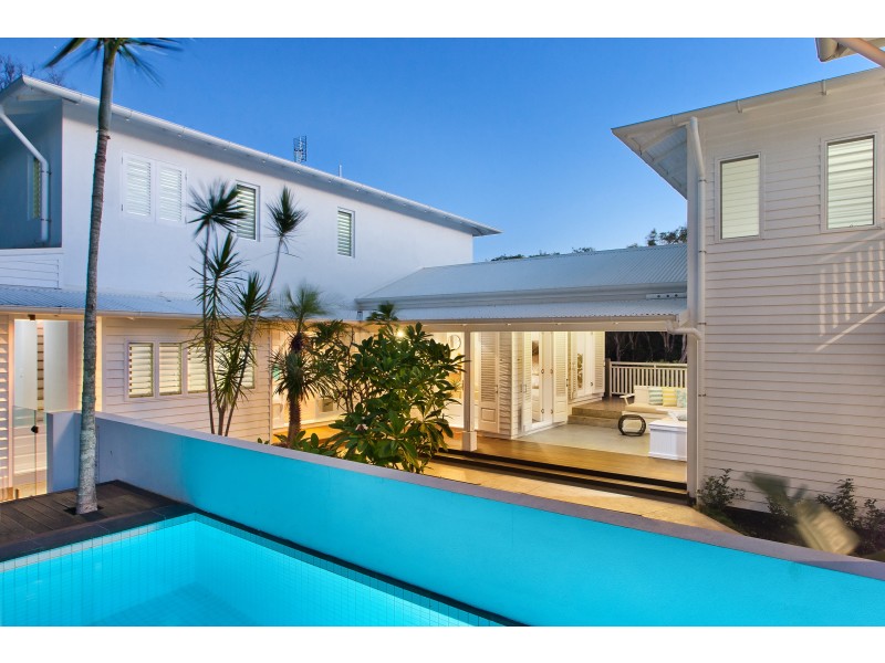 2 Lorikeet Drive, Peregian Beach QLD 4573