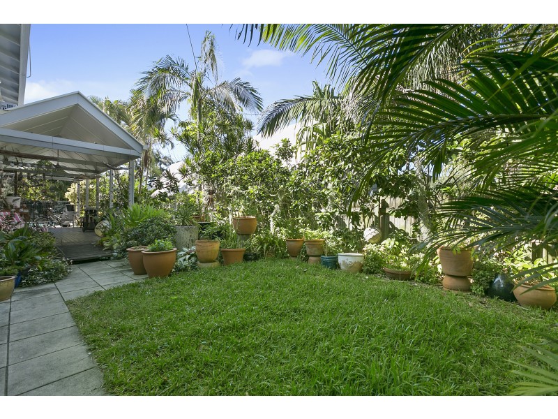 6 Weyba Street, Sunshine Beach QLD 4567