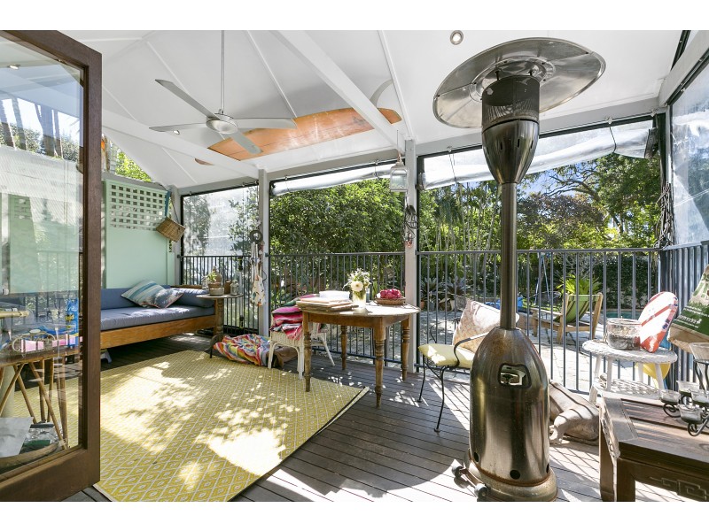 6 Weyba Street, Sunshine Beach QLD 4567