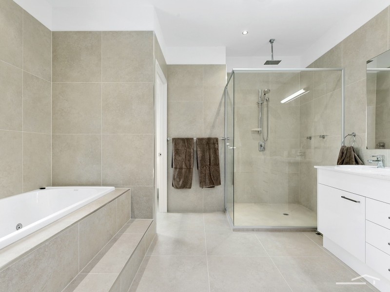 54/115 Peregian Springs Drive, Peregian Springs QLD 4573