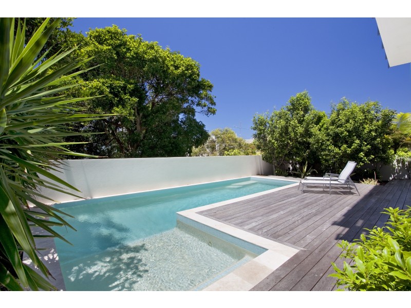 1/18 Henderson Street, Sunshine Beach QLD 4567